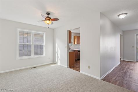 110 Carrington Court Elyria OH 44035