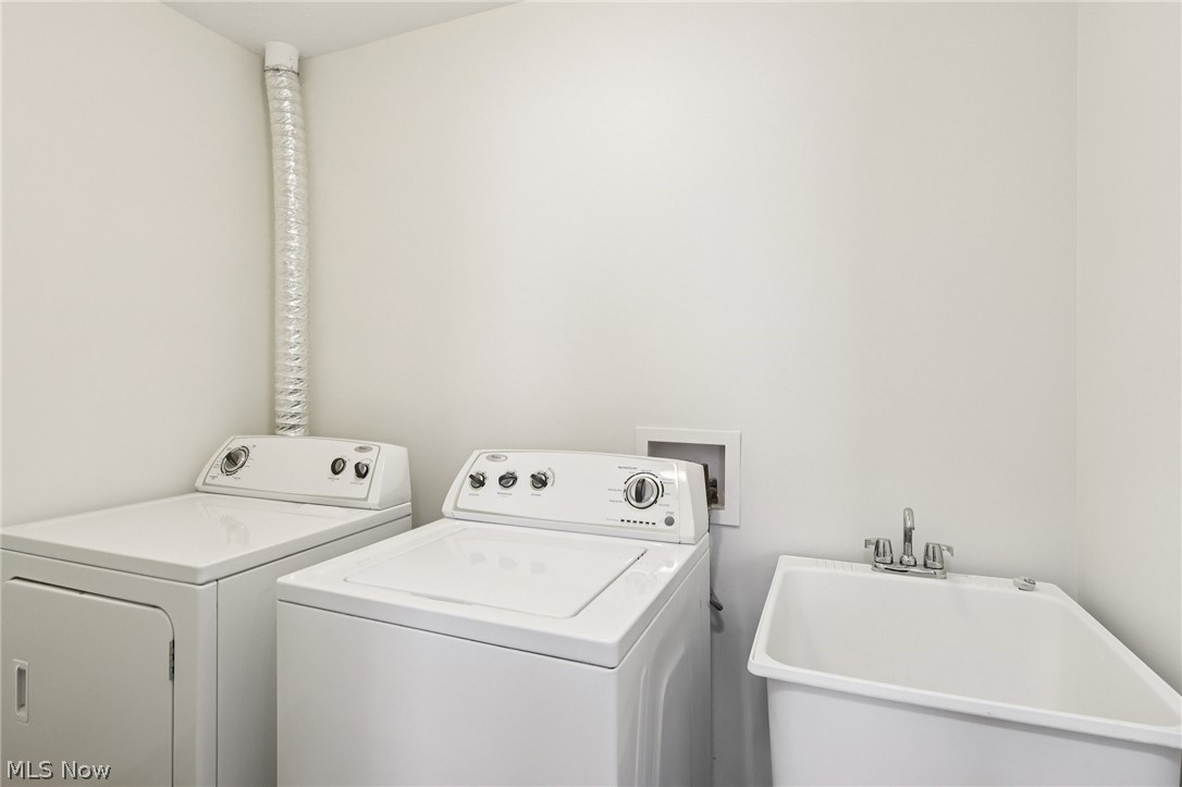 110 Carrington Court Elyria OH 44035