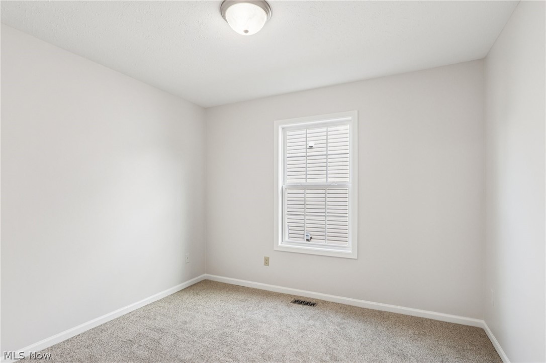 110 Carrington Court Elyria OH 44035