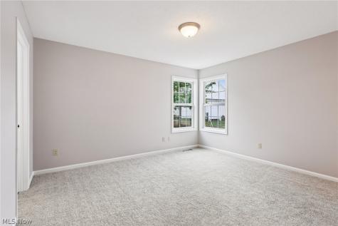 110 Carrington Court Elyria OH 44035