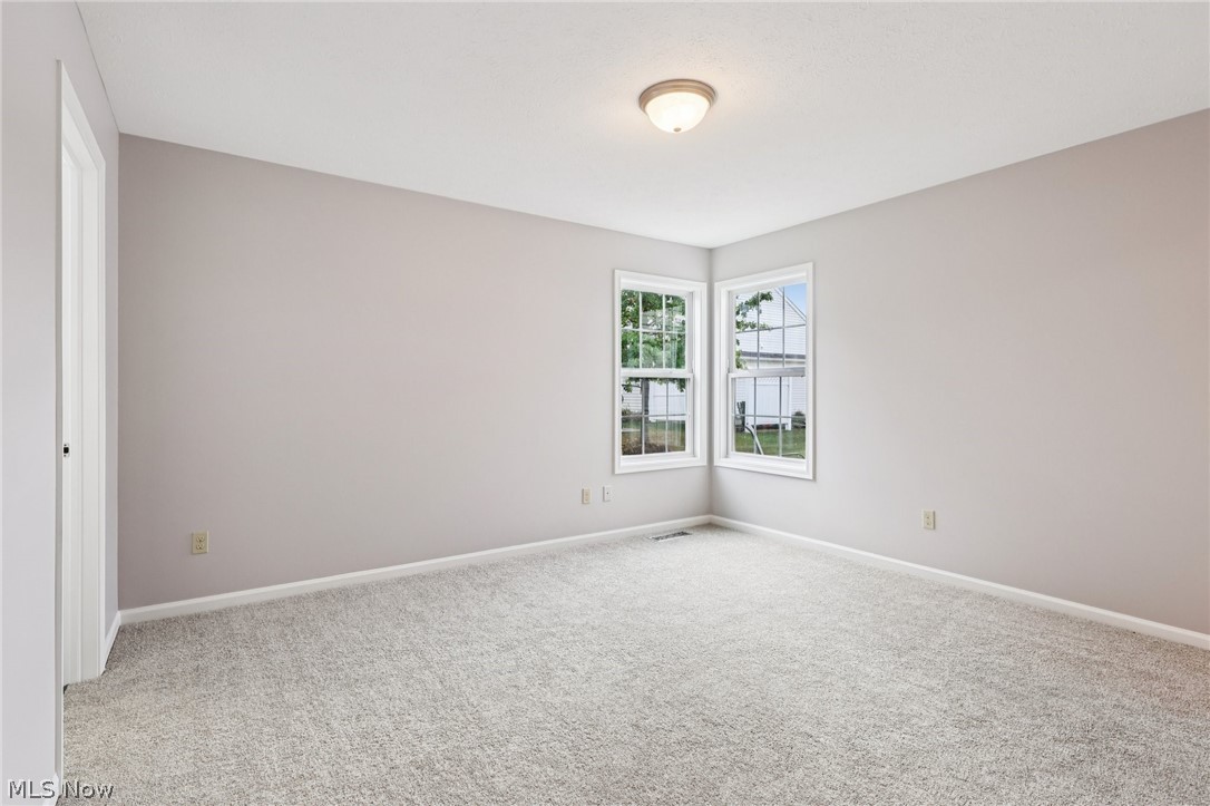 110 Carrington Court Elyria OH 44035