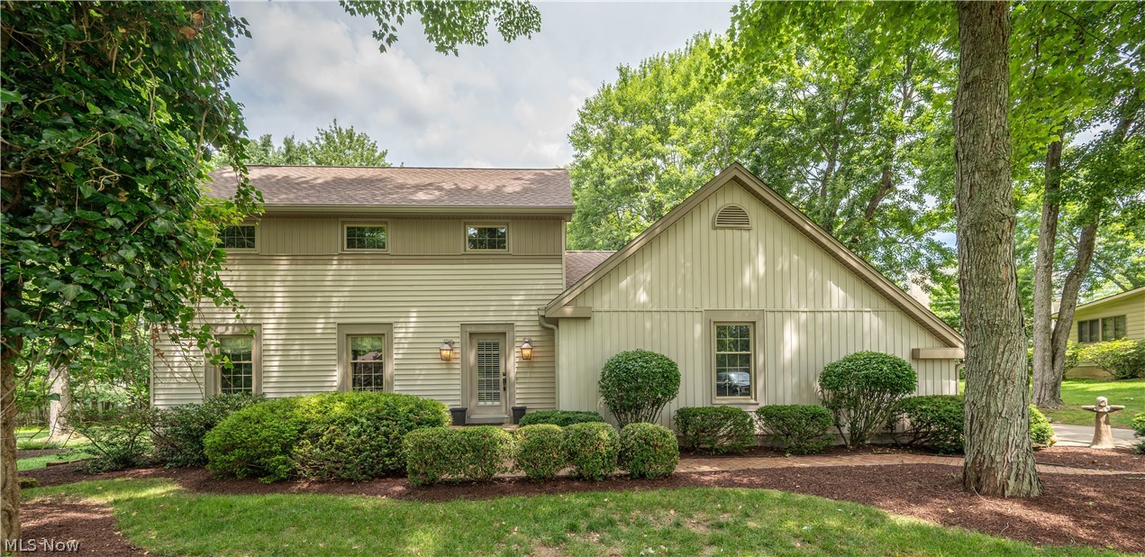 548 Squirrel Hill Drive Youngstown OH 44512