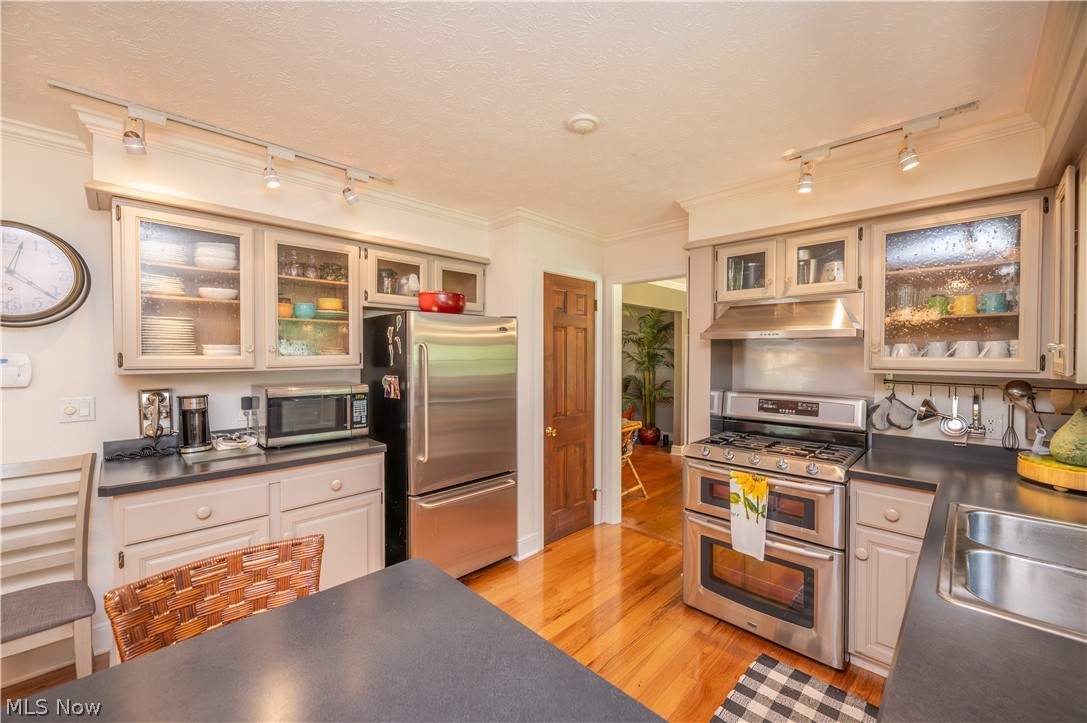 548 Squirrel Hill Drive Youngstown OH 44512