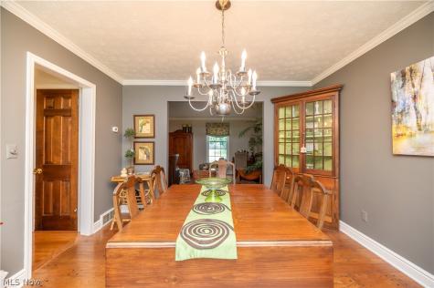 548 Squirrel Hill Drive Youngstown OH 44512
