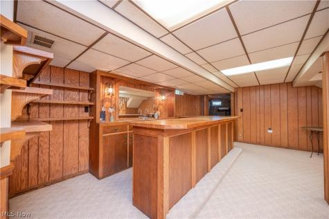 548 Squirrel Hill Drive Youngstown OH 44512