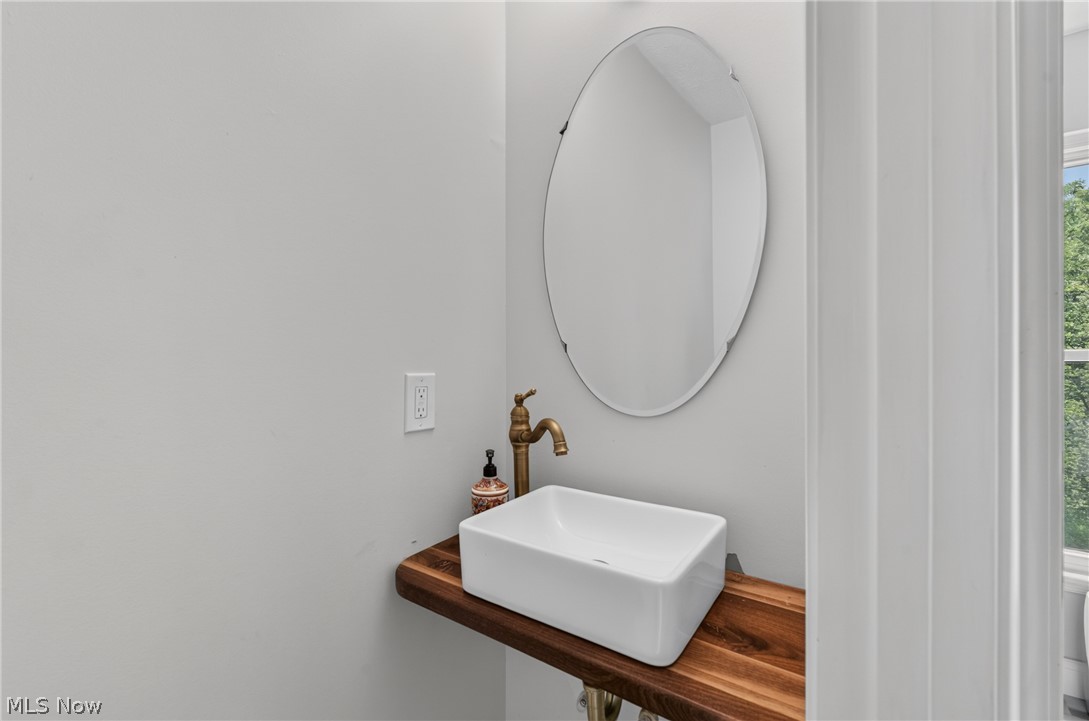 10141 Ravenwood Court Streetsboro OH 44241