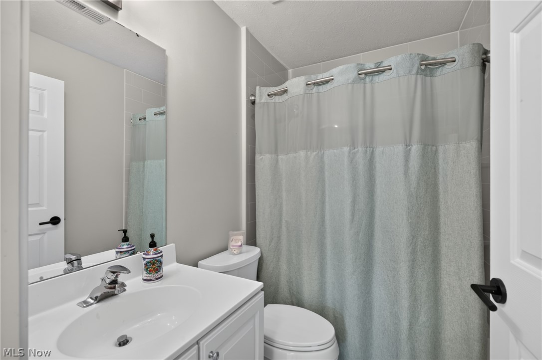 10141 Ravenwood Court Streetsboro OH 44241