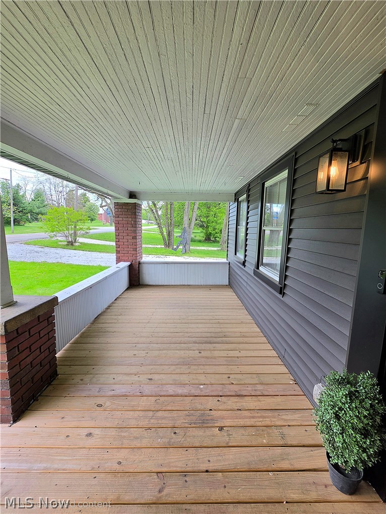 3858 Waterloo Road Randolph OH 44265