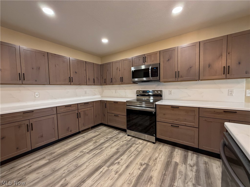 105 E Vermont Avenue Sebring OH 44672