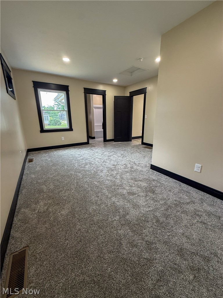 105 E Vermont Avenue Sebring OH 44672