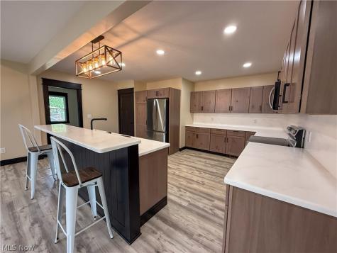 105 E Vermont Avenue Sebring OH 44672