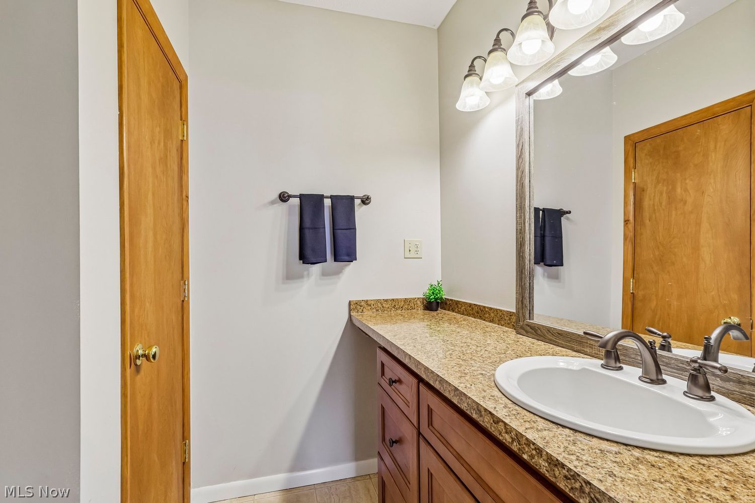 2846 Stark Drive Willoughby Hills OH 44094