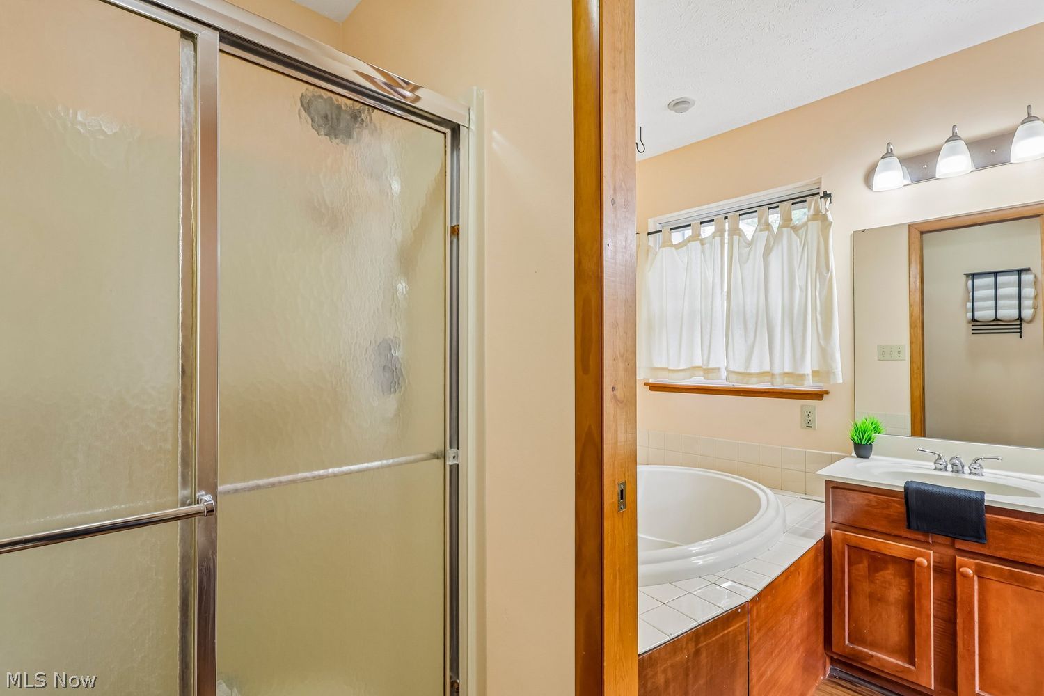 2846 Stark Drive Willoughby Hills OH 44094