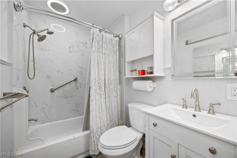 45 E 219th Street Euclid OH 44123