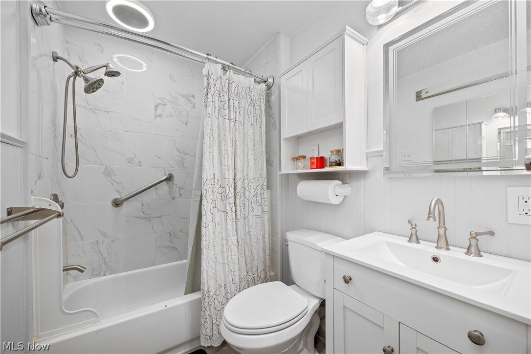 45 E 219th Street Euclid OH 44123