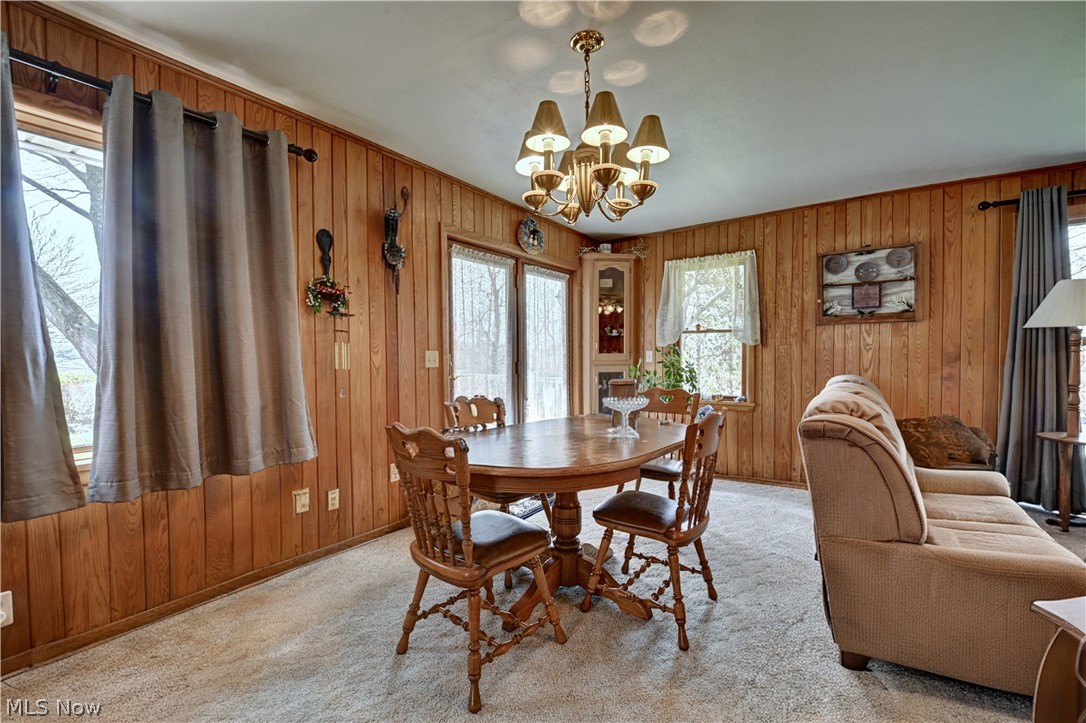336 High Street SW Sugarcreek OH 44681