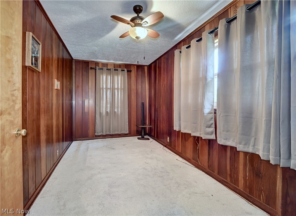 336 High Street SW Sugarcreek OH 44681