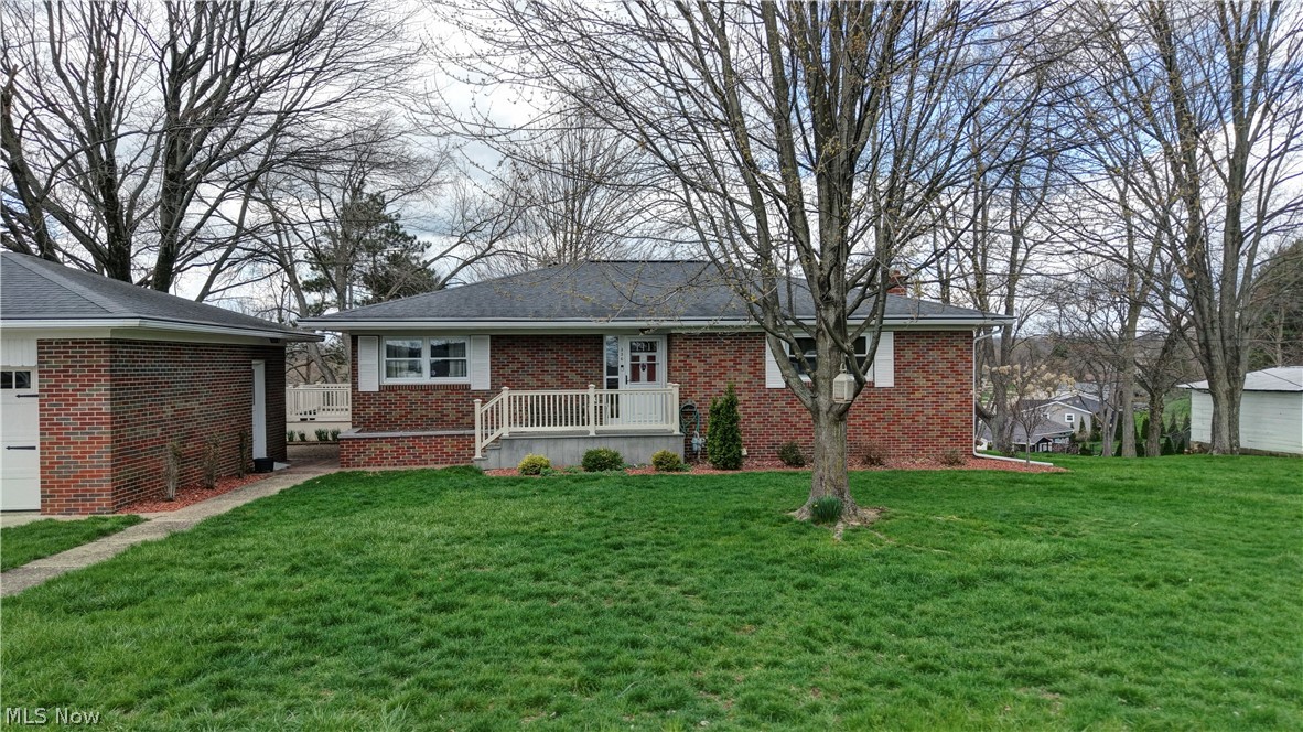 336 High Street SW Sugarcreek OH 44681