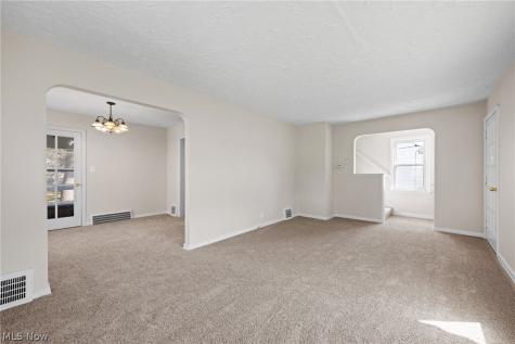 21391 Westport Avenue Euclid OH 44123
