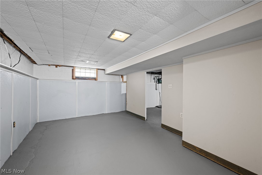 21391 Westport Avenue Euclid OH 44123