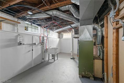 21391 Westport Avenue Euclid OH 44123