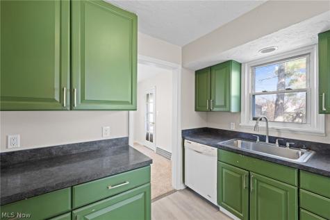 21391 Westport Avenue Euclid OH 44123