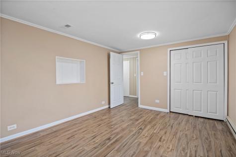 552 Treadway Boulevard Sheffield Lake OH 44054