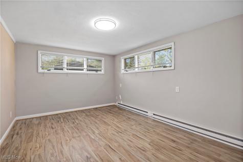 552 Treadway Boulevard Sheffield Lake OH 44054