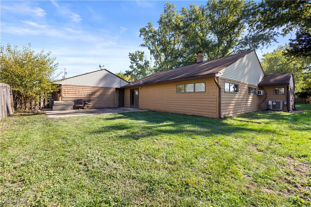 552 Treadway Boulevard Sheffield Lake OH 44054