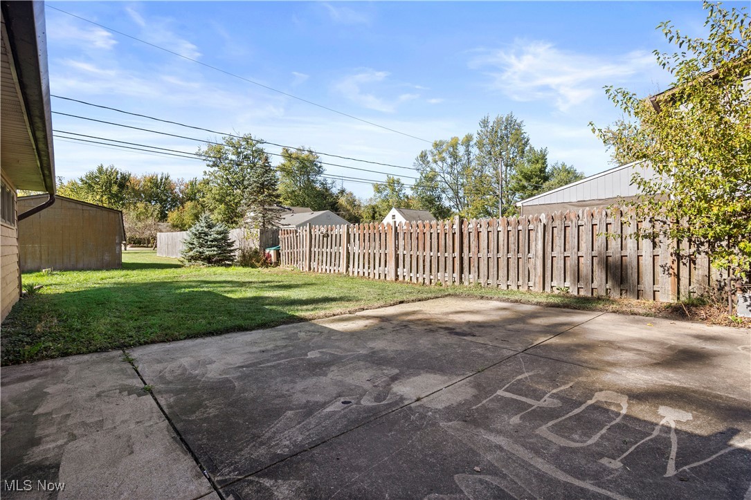552 Treadway Boulevard Sheffield Lake OH 44054