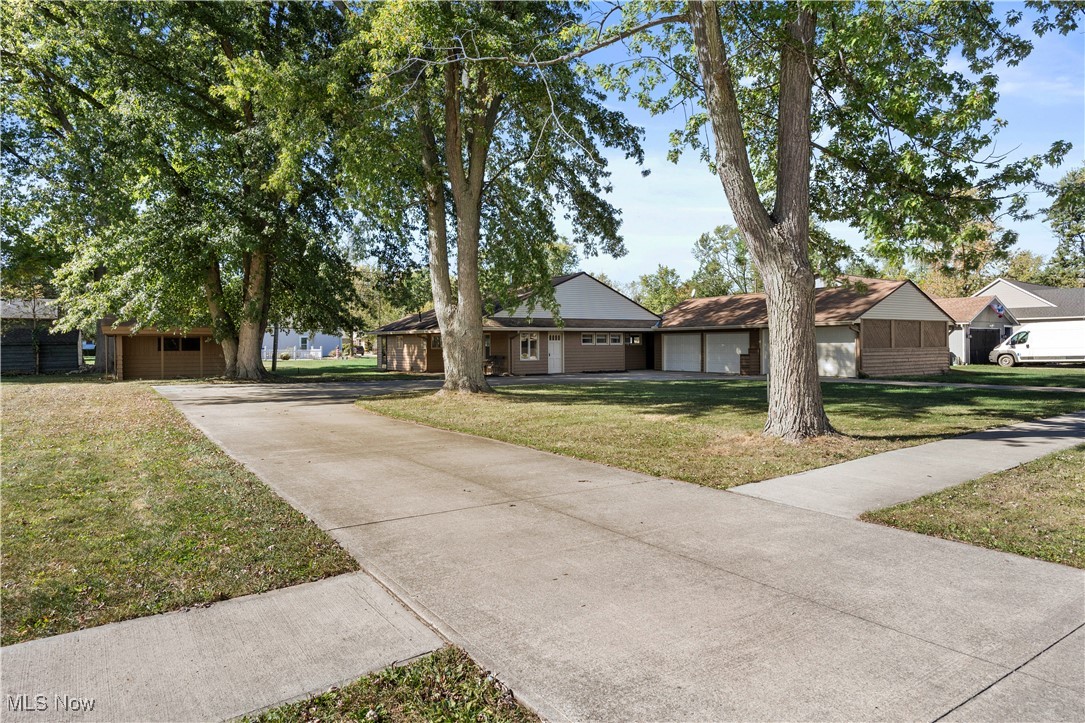 552 Treadway Boulevard Sheffield Lake OH 44054