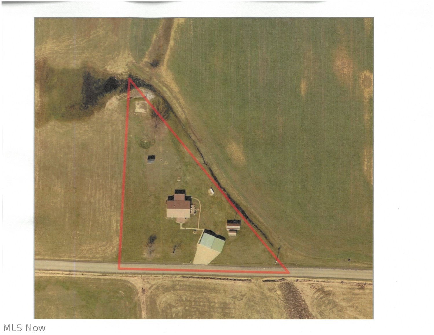 29440 Edie Road Uhrichsville OH 44683