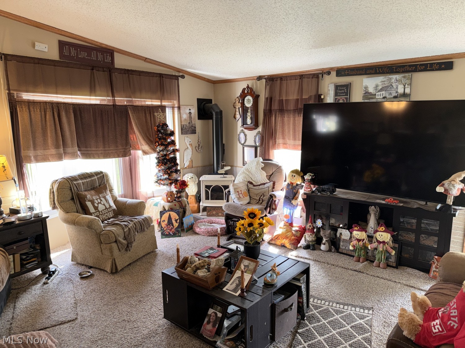 29440 Edie Road Uhrichsville OH 44683