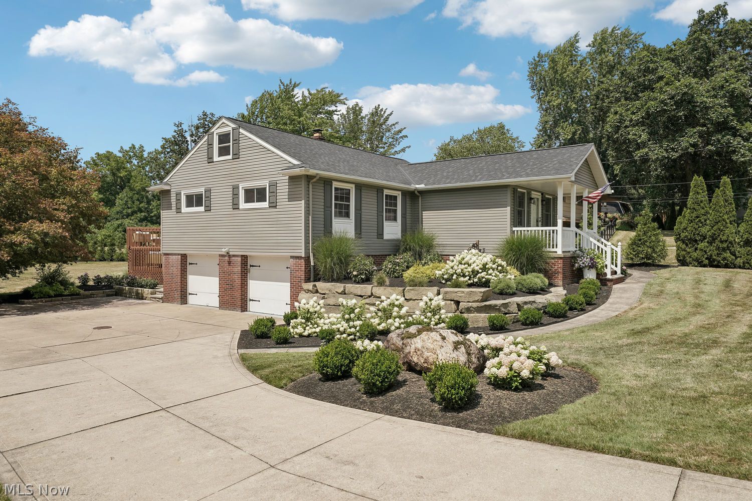 9336 Webster Road Strongsville OH 44136