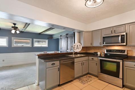 1910 Tudor Street Cuyahoga Falls OH 44221