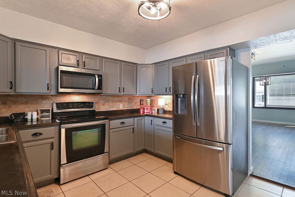 1910 Tudor Street Cuyahoga Falls OH 44221