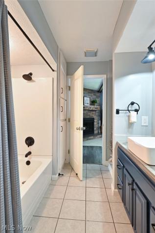 1910 Tudor Street Cuyahoga Falls OH 44221