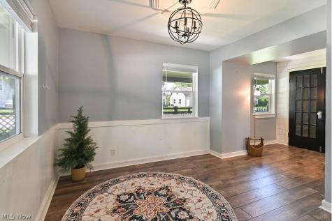 1910 Tudor Street Cuyahoga Falls OH 44221