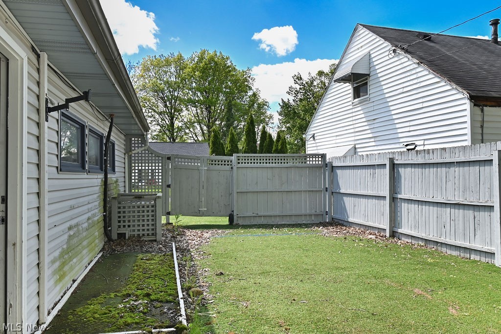 1910 Tudor Street Cuyahoga Falls OH 44221