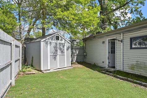 1910 Tudor Street Cuyahoga Falls OH 44221