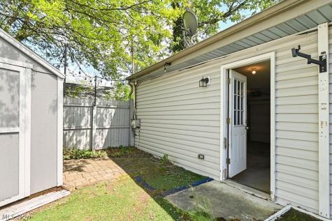 1910 Tudor Street Cuyahoga Falls OH 44221