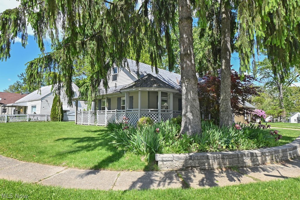 1910 Tudor Street Cuyahoga Falls OH 44221