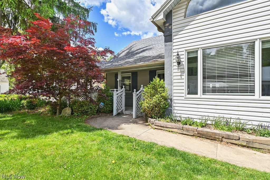 1910 Tudor Street Cuyahoga Falls OH 44221
