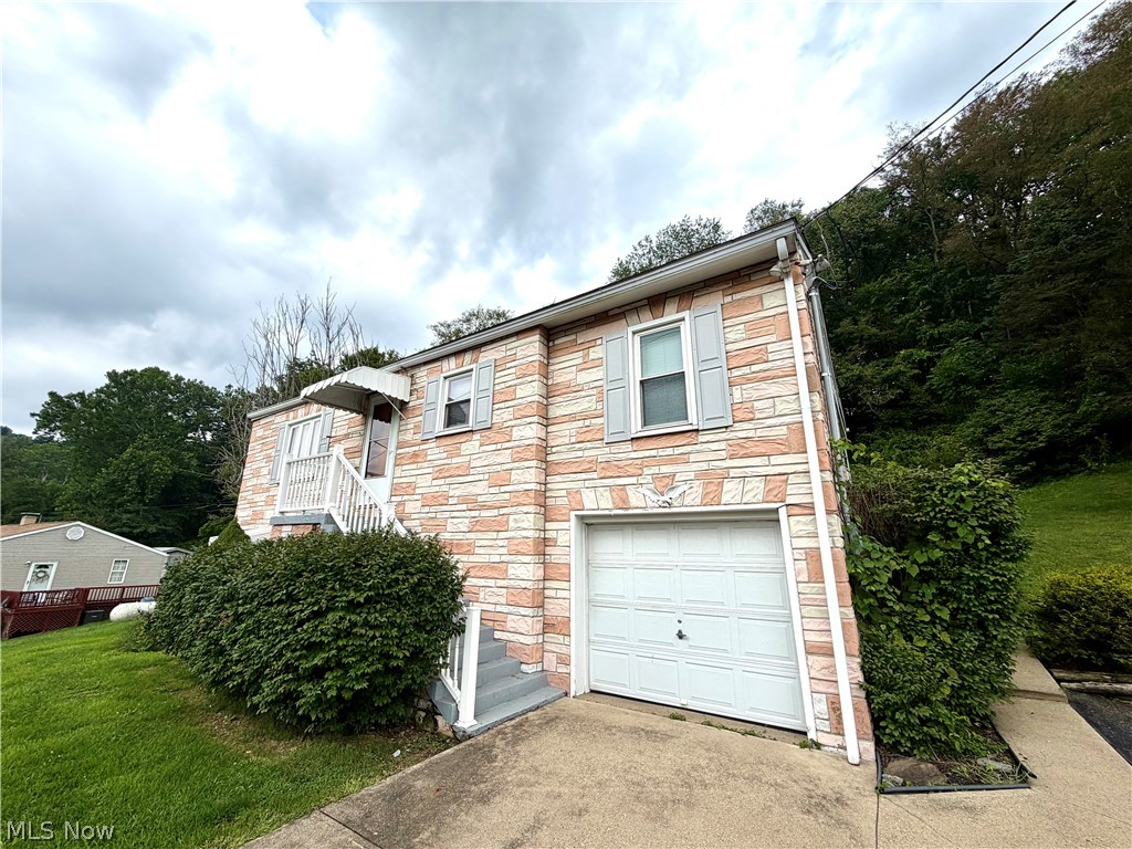 4166 Cross Creek Road Wellsburg WV 26070
