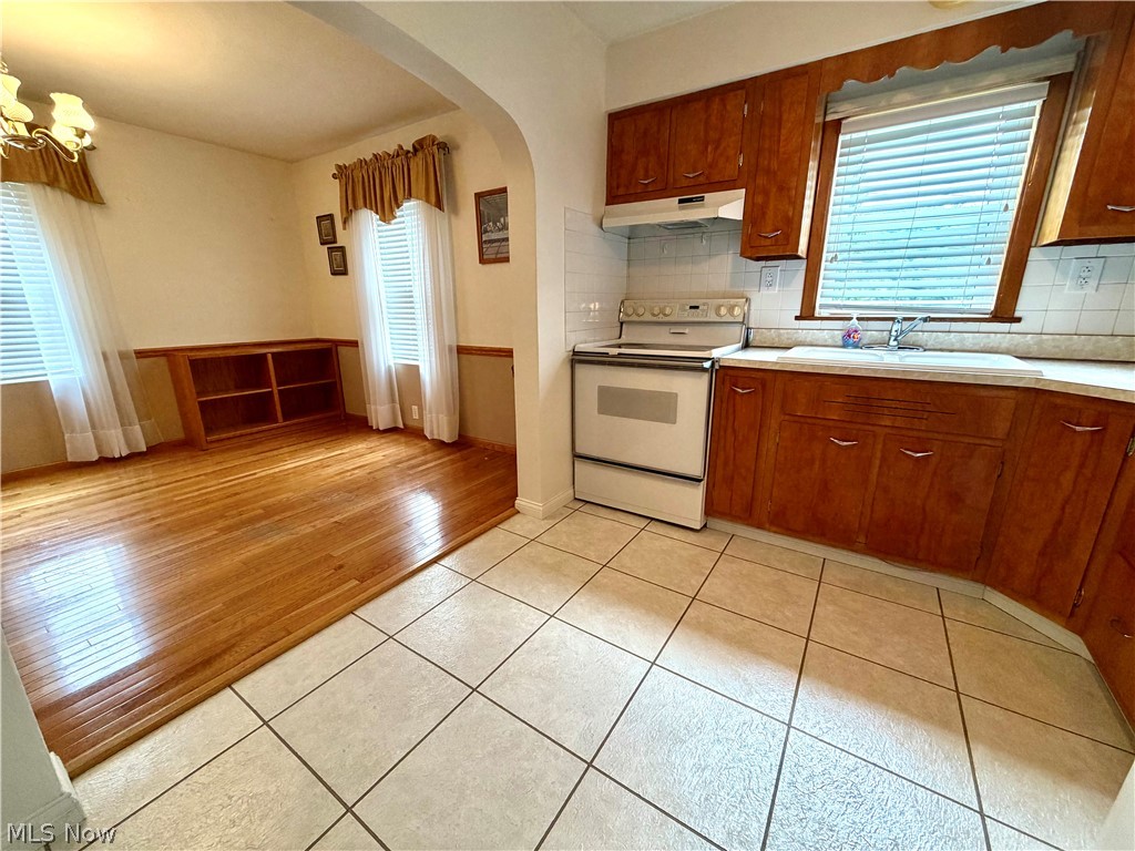 4166 Cross Creek Road Wellsburg WV 26070