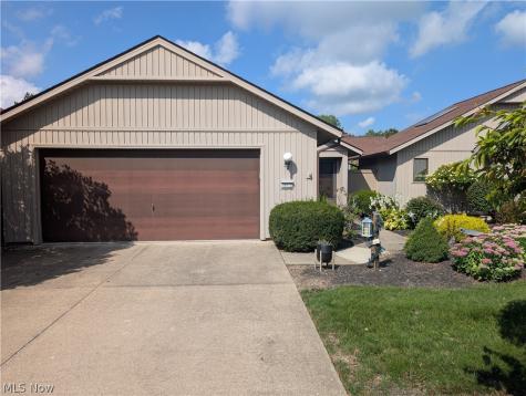 10772 Meadow Trail Strongsville OH 44149