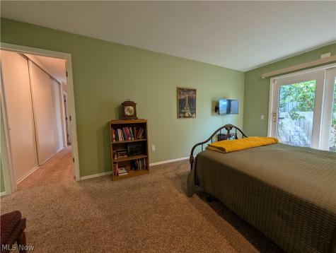10772 Meadow Trail Strongsville OH 44149