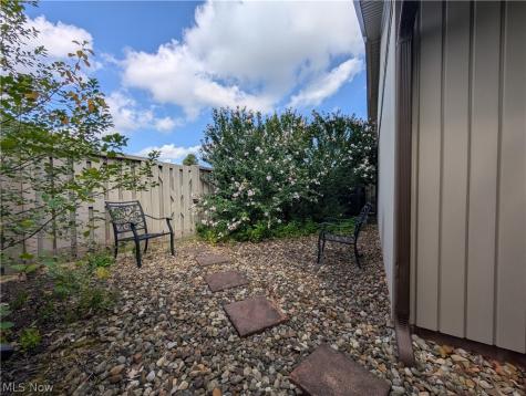 10772 Meadow Trail Strongsville OH 44149