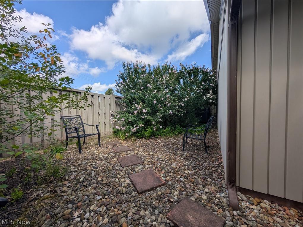 10772 Meadow Trail Strongsville OH 44149