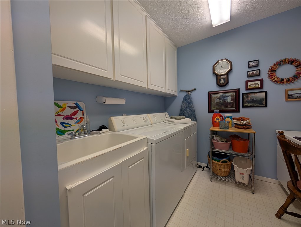 10772 Meadow Trail Strongsville OH 44149